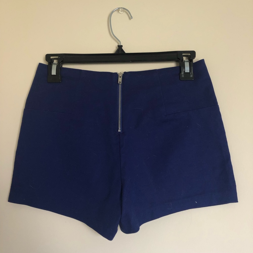 ☆ Forever 21 Zipper Shorts ☆ - Picture 3 of 8